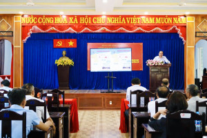 PHƯỜNG MINH HƯNG TỔ CHỨC HỘI NGHỊ THÔNG TIN THỜI SỰ QUÝ IV/2025, ĐỊNH HƯỚNG CÔNG TÁC TUYÊN TRUYỀN NĂM 2026.