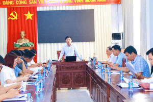UBND phường Minh Hưng họp Hội đồng bồi thường, hỗ trợ và tái định cư dự án đường giao thông phía Tây Quốc lộ 13 đoạn đi qua địa bàn phường.