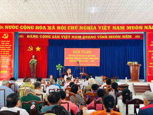 Phòng giao dịch NHCSXH Chơn Thành tổ chức phiên giao dịch định kỳ trên địa bàn Phường  Minh Hưng