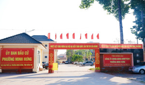 Nhân dân các khu phố trên địa bàn phường Minh Hưng ra quân dọn dẹp vệ sinh, chỉnh trang đô thị, chào mừng Đại hội đại biểu toàn quốc lần thứ XIV của Đảng.