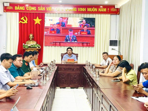 Phường Minh Hưng tham dự Lễ Bế mạc Đại hội Đại biểu toàn quốc lần thứ XIV của Đảng.