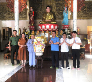 Phường Minh Hưng tổ chức thăm, tặng quà và chúc Tết Nguyên đán Bính Ngọ năm 2026.