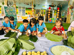 CHI HỘI PHỤ NỮ TRƯỜNG MẦM NON NGÔI SAO VÀNG TỔ CHỨC CHƯƠNG TRÌNH THIỆN NGUYỆN “BÁNH CHƯNG XANH – GÓI TRỌN YÊU THƯƠNG”