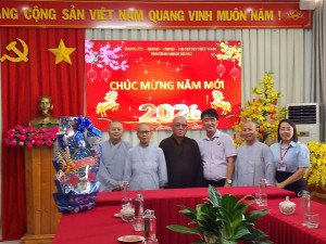 ĐẠI DIỆN CÁC CHÙA THĂM, CHÚC TẾT LÃNH ĐẠO PHƯỜNG MINH HƯNG NHÂN DỊP TẾT BÍNH NGỌ 2026