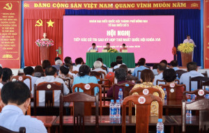 Tổ đại biểu Quốc hội đơn vị số 5 tiếp xúc cử tri phường Minh Hưng sau Kỳ họp thứ nhất, Quốc hội khóa XVI.