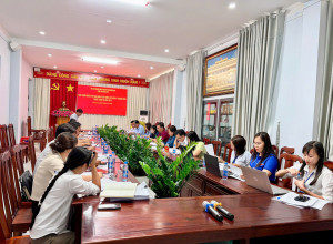 CỤM THI ĐUA SỐ 6 TỔ CHỨC HỘI NGHỊ CHẤM ĐIỂM, ĐÁNH GIÁ KẾT QUẢ PHONG TRÀO THI ĐUA NĂM 2025