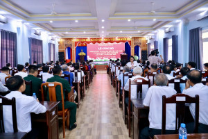 PHƯỜNG MINH HƯNG TỔ CHỨC HỘI NGHỊ CÔNG BỐ NGHỊ QUYẾT SẮP XẾP, ĐỔI TÊN KHU PHỐ VÀ TRAO QUYẾT ĐỊNH CHỈ ĐỊNH CÁC CHỨC DANH KHU PHỐ