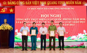 PHƯỜNG MINH HƯNG TỔ CHỨC HỘI NGHỊ TỔNG KẾT THI HÀNH CÁC LUẬT VỀ QUỐC PHÒNG, QUÂN SỰ.
