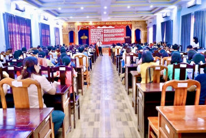 PHƯỜNG MINH HƯNG: BỒI DƯỠNG CHÍNH TRỊ HÈ – CỦNG CỐ BẢN LĨNH, NÂNG CAO TRÁCH NHIỆM ĐỘI NGŨ NHÀ GIÁO.