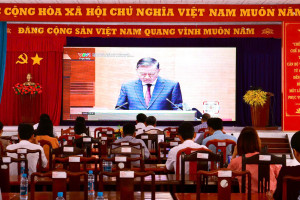 Phường Minh Hưng tham dự Hội nghị quán triệt, triển khai thực hiện Nghị quyết Hội nghị lần thứ ba Ban Chấp hành Trung ương Đảng khóa XIV