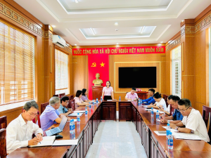 NGÂN HÀNG CHÍNH SÁCH XÃ HỘI CHƠN THÀNH LÀM VIỆC VỚI CÁC HỘI ĐOÀN THỂ VÀ TỔ TIẾT KIỆM VÀ VAY VỐN PHƯỜNG MINH HƯNG VỀ PHƯƠNG ÁN SẮP XẾP LẠI TỔ TIẾT KIỆM VÀ VAY VỐN