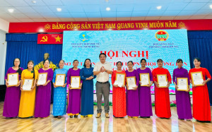 HỘI LHPN PHƯỜNG PHỐI HỢP HỘI NÔNG DÂN PHƯỜNG TỔ CHỨC HỘI NGHỊ SƠ KẾT CÔNG TÁC HỘI 6 THÁNG ĐẦU NĂM 2026