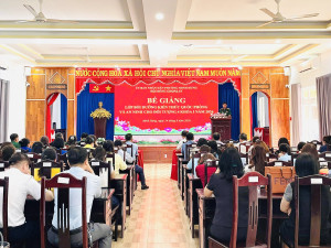PHƯỜNG MINH HƯNG BẾ GIẢNG LỚP BỒI DƯỠNG KIẾN THỨC QP-AN ĐỐI TƯỢNG 4, KHÓA I NĂM 2026