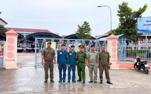 Công an phường Minh Hưng đảm bảo an toàn dịp Khai giảng năm học mới
