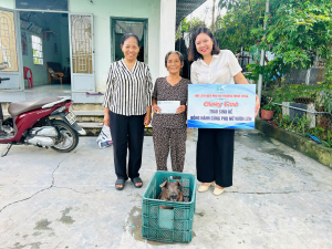 HỘI LHPN PHƯỜNG MINH HƯNG TRAO SINH KẾ, TIẾP SỨC PHỤ NỮ CÓ...