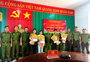 Công an phường Minh Hưng: Tôn vinh những đóng góp, đồng hành vì sự tiến bộ của phụ nữ