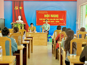 Họp Ban đại diện cha mẹ học sinh năm học 2025 - 2026.