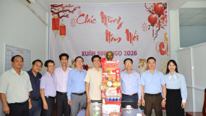 Xã Đạ Tẻ 2, tỉnh Lâm Đồng thăm, chúc tết và tặng quà đơn vị kết nghĩa xã Nam Cát Tiên