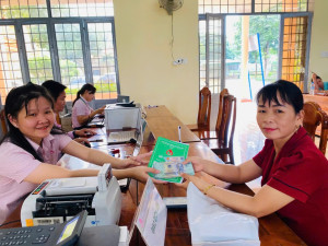 Tín dụng: Chính sách "gần dân - sát dân" sau sáp nhập