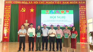 UBND xã Nghĩa Trung làm việc với Phòng Giao dịch Ngân hàng Chính sách xã hội Bù Đăng về hoạt động tín dụng chính sách xã hội trên địa bàn