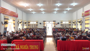 Xã Nghĩa Trung tổ chức hội nghị triển khai chương trình bình dân học vụ số và tập huấn ứng dụng công nghệ mới