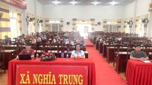 Đại biểu HĐND xã Nghĩa Trung tham dự hội nghị tập huấn