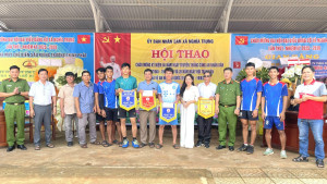 Xã Nghĩa Trung tổ chức các hoạt động thể thao chào mừng kỷ niệm 20 năm Ngày hội toàn dân bảo vệ an ninh Tổ quốc