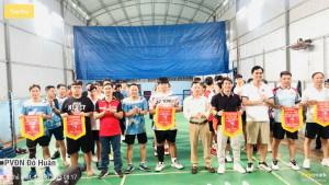 Xã Nghĩa Trung tổ chức Khai mạc Giải cầu lông lần thứ I năm 2025