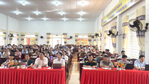 Đại biểu Quốc hội tiếp xúc cử tri xã Nghĩa Trung