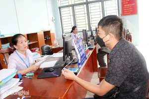 Biên chế công chức trong cơ quan của UBND cấp tỉnh, cấp xã năm 2025 sau khi sắp xếp là 11.606 chỉ tiêu