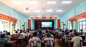 Lãnh đạo xã Nghĩa Trung tổ chức Hội nghị gặp mặt nông dân sản xuất kinh doanh giỏi