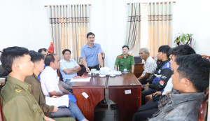 Họp trưởng đoàn bốc thăm thi đấu Giải Bóng đá 7 người xã Nghĩa Trung lần thứ I, năm 2025