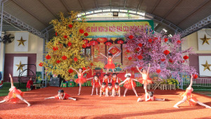 Hoạt động trải nghiệm chợ tết quê em