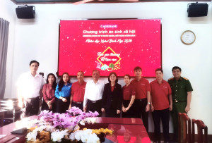 Ấm tình xuân mới – Ngân hàng Agribank chi nhánh Đức Liễu và ngân hàng Agribank chi nhánh Bù Đăng hỗ trợ 50 triệu đồng chăm lo tết cho hộ dân có hoàn cảnh khó khăn.