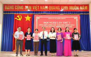 Đảng ủy xã Nghĩa Trung tổ chức Hội nghị lần thứ 3, nhiệm kỳ 2025-2030