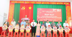 Xã Nghĩa Trung họp mặt, tri ân các gia đình người có công nhân dịp Tết Nguyên đán Bính Ngọ 2026