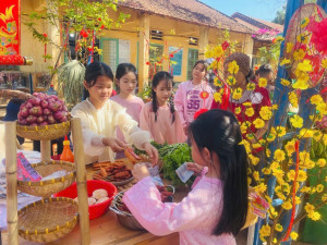 Trường Tiểu học Lê Văn Tám tổ chức hoạt động trải nghiệm  “Xuân cùng bạn vui Tết”