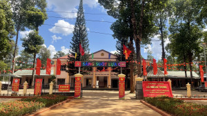 dc203b7217ccfc289741a4f3901346ab118b711e(1)