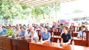 Hội nghị tiếp xúc cử tri với người ứng cử HĐND xã Nghĩa Trung