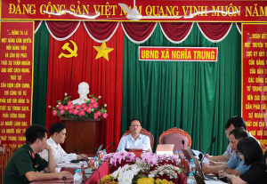 UBND xã Nghĩa Trung tổ chức cuộc họp thành viên ủy ban