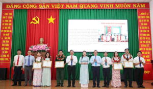 Xã Nghĩa Trung tổ chức Lễ Kỷ niệm 136 năm Ngày sinh Chủ tịch Hồ Chí Minh