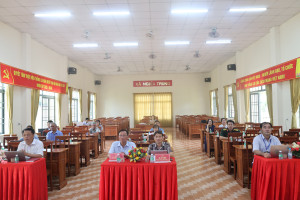 Đảng ủy xã Nghĩa Trung tham dự Hội nghị trực tuyến