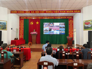 Xã Nghĩa Trung dự Hội nghị trực tuyến ký kết Kế hoạch phối hợp triển khai hỗ trợ cửa hàng, hộ kinh doanh bán buôn, bán lẻ chuyển đổi số