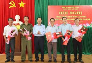 Công bố các Quyết định sau sáp nhập thôn