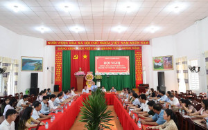 Đảng ủy xã Nghĩa Trung tổ chức Hội nghị thông báo Quyết định của Thành ủy