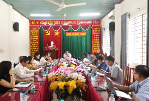 Hội đồng xét tái định cư xã Nghĩa Trung tổ chức Hội nghị họp xét bố trí tái định cư