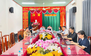 Ủy Ban MTTQ Việt Nam xã Nghĩa Trung giám sát công tác chuyển đổi số, ứng dụng khoa học, công nghệ tại UBND xã