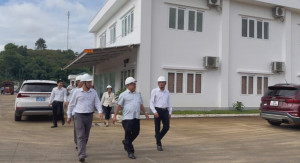 Đoàn công tác số 02 thăm tặng quà các Doanh nghiệp nhân kỷ niệm ngày Doanh nhân Việt Nam 13.10