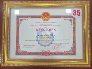 Những tấm gương bình dị giữa đời thường