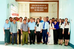 Xã Nha Bích công bố Quyết định thành lập Chi hội Luật gia và Điểm tư vấn pháp luật cộng đồng